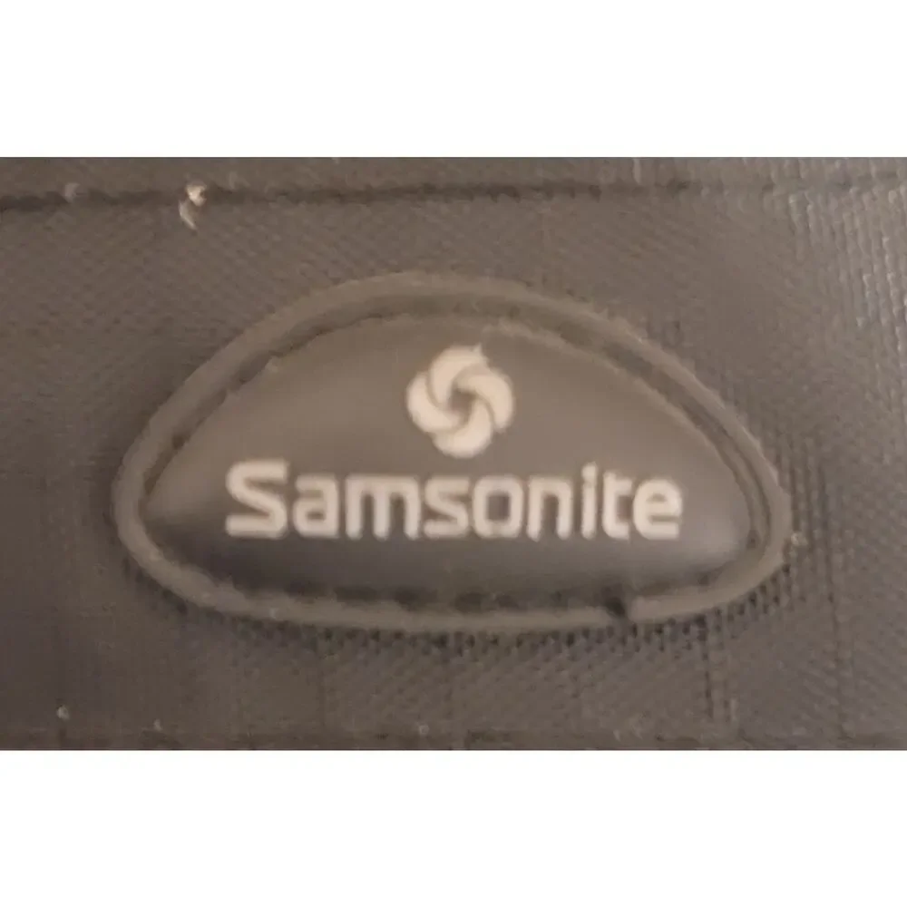 Samsonite Nylon Padded Crossbody Sporty Camera Bag 6 Pocket Black Pre-owned